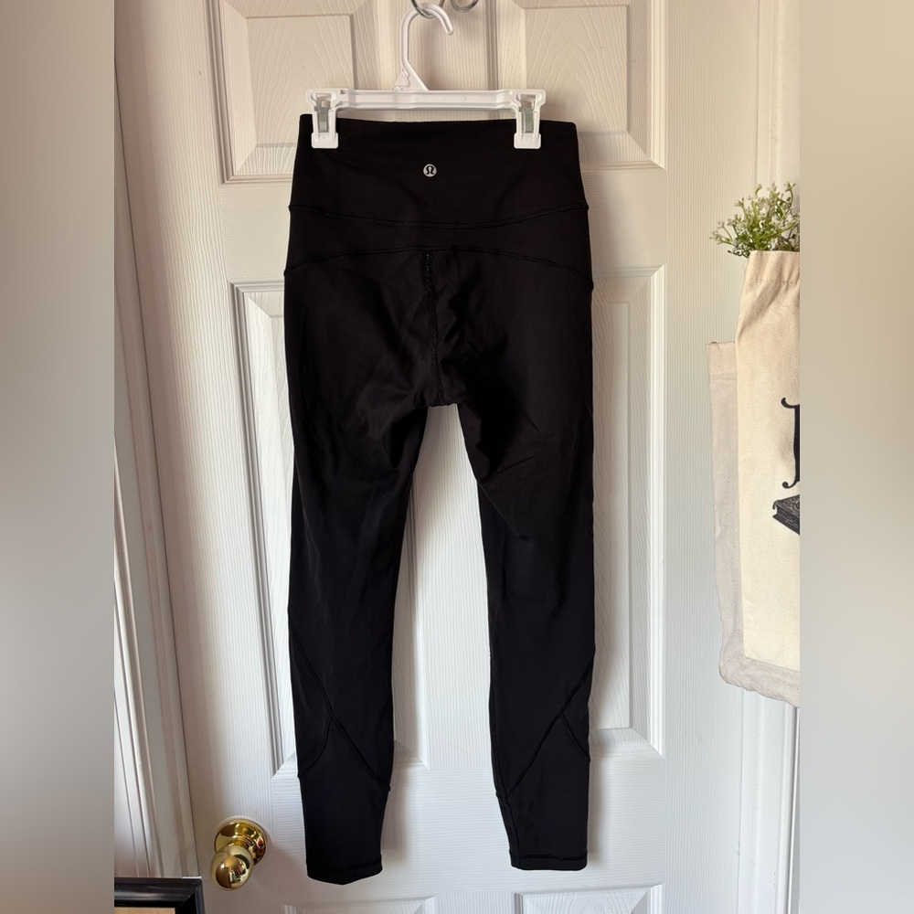 Lululemon leggings size 4 black